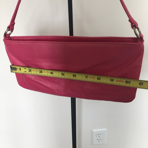 Pink Leather Express Handbag - Picture 6 of 8